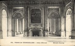 VINTAGE POSTCARD Palate Of Versailles Living room Of Hercules