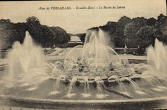 VINTAGE POSTCARD Versailles Large Water the Basin De Latone