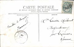 VINTAGE POSTCARD Fontainebleau Vault Of the Trinity