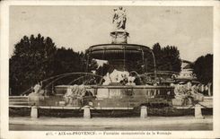 CPA Aix En Provence Fontaine Monumentale De La Rotonde