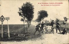 VINTAGE POSTCARD Customs Customs officers free German Border an arrest of smugglers