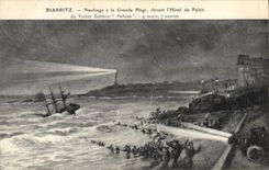 CPA Bateau Biarritz Naufrage a la grande plage devant l'hotel du palais du voilier suedois Padosa