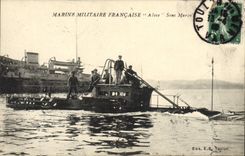 VINTAGE POSTCARD Boat Submarine Marine Alose Submarine