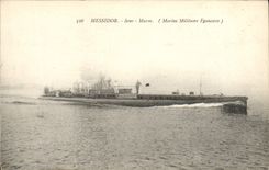 VINTAGE POSTCARD Boat Messidor Submarine