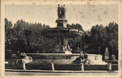 CPA Aix en Provence La grande fontaine Place de la Rotonde 