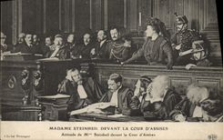 CPA Madame Steinheil devant la cour d'assises Attitude de Mme Steinheil devant la cour d'assises