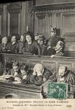 CPA Madame Steinheil devant la cour d'assises Attitude de Mme Steinheil devant la cour d'assises