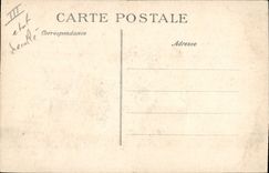 CPA Sapeurs Pompiers L'orage du 15 juin a Paris Place Saint Augustin Le corps de Mme Lavolte retire des decombres