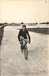VINTAGE POSTCARD Velo Cycles Cycling German Sprinters Winter