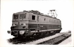 MODERN CARD electric Train Engine has D.C. current Tye Co Co