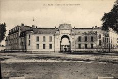 Cuarteles de Albi del oficial de policía de la fuerza de policía de la POSTAL de la VENDIMIA de la gendarmería