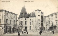 VINTAGE POSTCARD Agen the museum Theater