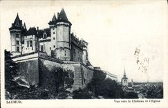 CPA Saumur Vue Vers le Chateau et l'Eglise
