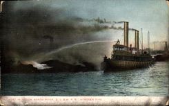 CPA Sapeurs Pompiers Boat in action North River 