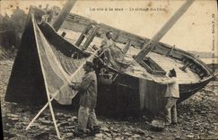 VINTAGE POSTCARD Boat life with the sea the drying of the nets
