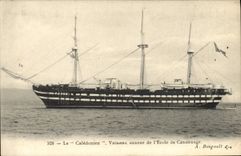 CPA Bateau Le Caledonien Vaisseau annexe de l'ecole de canonnage 