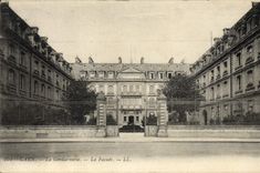 CPA Gendarmerie Caen la facade