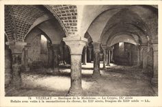CPA Vezelay Basilique De La Madeleine la crypte