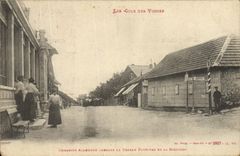 CPA Douanes Cols des Vosges Douanier allemand gardant le poteau frontiere de la Schlucht 