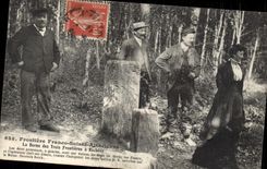 CPA Douanes Frontiere Franco suisse Alsacienne La borne des Trois Frontieres a Rechesy 