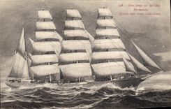 CPA Bateau Voilier Gros temps sur les Cotes Normandes Quatre mats toutes voiles dehors 
