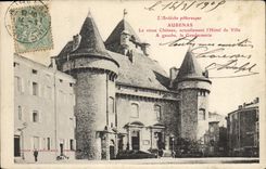 CPA Aubenas Le vieux chateau Hotel de ville Gendarmerie 