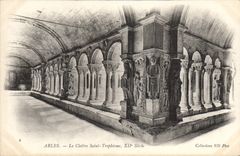 CPA Arles Le Cloitre Saint Trophisme