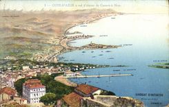 CPA Cote d'Azur a vol d'oiseau de Cannes A Nice 