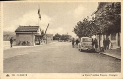 CPA Douane Douanes Hendaye Le pont frontiere France Espagne 
