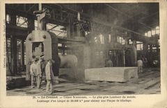 CPA Industrie Usine Etablissements de MM Schneider & Co Le plus laminoire du monde Laminage d'un lingot 