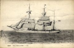 CPA Bateau Voilier Trois mats en mer 