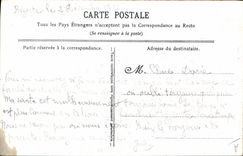 VINTAGE POSTCARD Militaria Chasseurs has feet & alpine