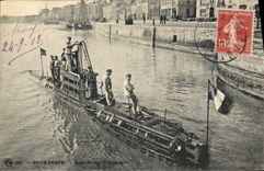 VINTAGE POSTCARD Boat Underwater Submarine Dunkirk Jellyfish