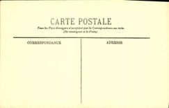 CPA Sens La facade de la Cathedrale