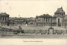 CPA Versailles Facade du Palais 