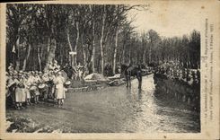 CPA Douanes Lieutenant Colonel P du 149eme regiment d'infanterie salue l'ancien poteau frontiere Alsace 3 fevrier 1917