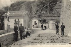 CPA Douanes Menton Douaniers francais et italiens a la frontiere