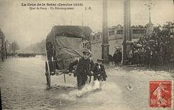 VINTAGE POSTCARD the rising of the Seine Quay of Passy a removal