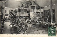 CPA Versailles Musee des voitures Carrosse ayant servi au couronnement 