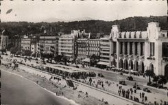 CPM Nice La Promenade des Anglais et le palais de la Mediterranee