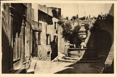 CPA Saint Paul La Vieille Fontaine Femme (animee)