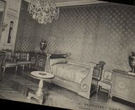 VINTAGE POSTCARD Versailles Grand Trianon Chambre has to sleep of Napoleon 1st