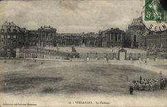 VINTAGE POSTCARD Versailles the Castle