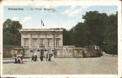 CPA Versailles Le Petit Trianon