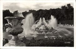 VINTAGE POSTCARD Versailles the basin of Latone Large water