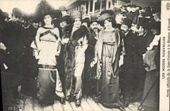 CPA Mode Coiffe Femme Sortie officielle de la jupe culotte a la reunion d'Auteuil