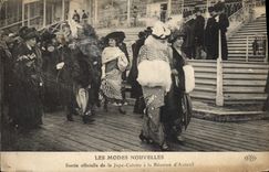 CPA Mode Coiffe Femme Sortie officielle de la jupe culotte a la reunion d'Auteuil