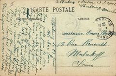 CPA Bateau de guerre Submersible en plongee lancant une torpille Sous-marin