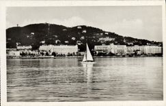 CPM Cannes Les hotels de la Croisette Vue prise de la mer