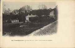 VINTAGE POSTCARD the Sharp photo Water top of the wall after the affixing of seal